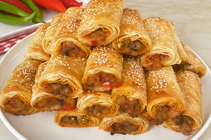 Etli Patlıcanlı Börek